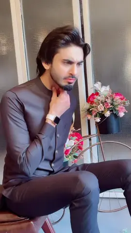 Awaz khrab hogye the 😆 #foryou #foryoupage #viral #CapCut #arhamabbas #pakistan #fyp 