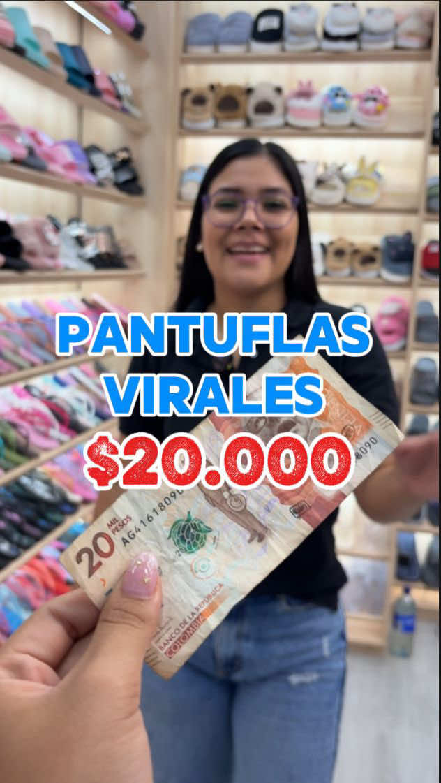 Las pantuflas mas top y exclusivas las encuentras aqui en districalzado los paisas desde $20.000 #ryp #tendencias #bodegamayorista 