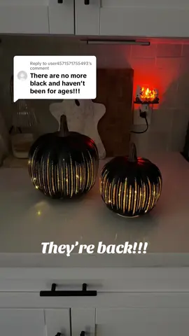 Replying to @user4571571755493 I can’t believe these are back! They sold out sooo fast last year! @QVC, Inc #qvc #twinklelights #pumpkins #falldecor #fallvibes #twinklepumpkins #starrynight 