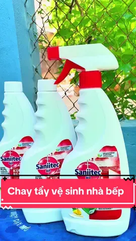 Chay tẩy đa năng vệ sinh nhà bếp nè mấy bà ơi#saniitec #nuoctayruabep #meovatnhabep #hanhmygiadung #flo #nuoctaytuthucvat 