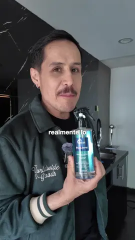 No todos los productos hacen lo que prometen… este sí 💁‍♀️ Truss Frizz Zero es ideal si tienes el cabello fino, con frizz o usas extensiones ya que protege, da brillo y acelera el secado sin dejar sensación pesada. Lo que muchas creen que es genética, a veces es solo usar lo correcto.✨ #cuidadodelcabello #tratamientoscapilares #luisalbertosalon #salongdl #extensiones