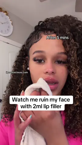 OMGGGG literally made me look like I just got lip fillers! Defo get it ASAP! from lipssolusciouss.com #baddiesonabudget #ballinonabudget #foryoupage #lipfiller 