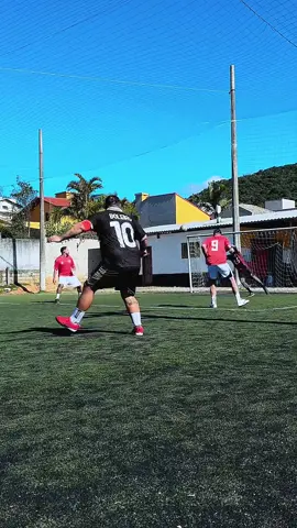 Já imaginou se um simples pedido seu mudasse o futuro do seu clube? 🍻⚽ Aqui é assim, pai: pediu Brahma pelo Zé Delivery, parte do valor vai direto pro seu time do coração. E com Brahma 0%, é o dobro! Não é doação, é investimento! Vira investidor brindando e ainda ajuda a trazer aquele camisa 10 que decide! #SociedadeAnônimaDaBrahma #BebaComModeração #publi 