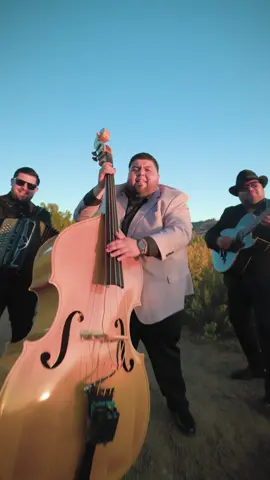El 31 de Agosto en @amihacienda de Pico Rivera, Ca @mannytololochesup y todo el equipo tocando #OldiesYCorridos con nuestros compañeros jr Barraza carlos y charlos dj malechin 🎟️ BOLETOS 🎟️ DISPONIBLE EN @ticketon #Sup? #MannyTololoche