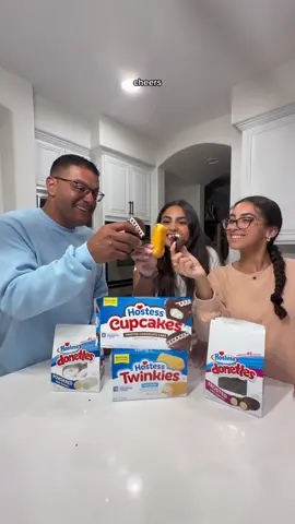 I ✨Donette know✨ how we all ended up down here together 🤣 I guess the @Hostess Snacks snackies just got us. #Hostess #HostessPartner 