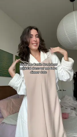 Soooo obsessed with this dress 🥲 #carriebradshaw #sexandthecity #carriebradshawfashion 