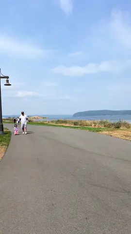 It was the perfect weather for a walk down by the water. #pointruston #tacoma #washington #secondtimemom #postpartum #familytime 