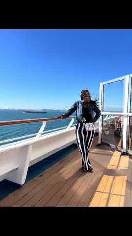 Cruiselife #carnivalradiance 