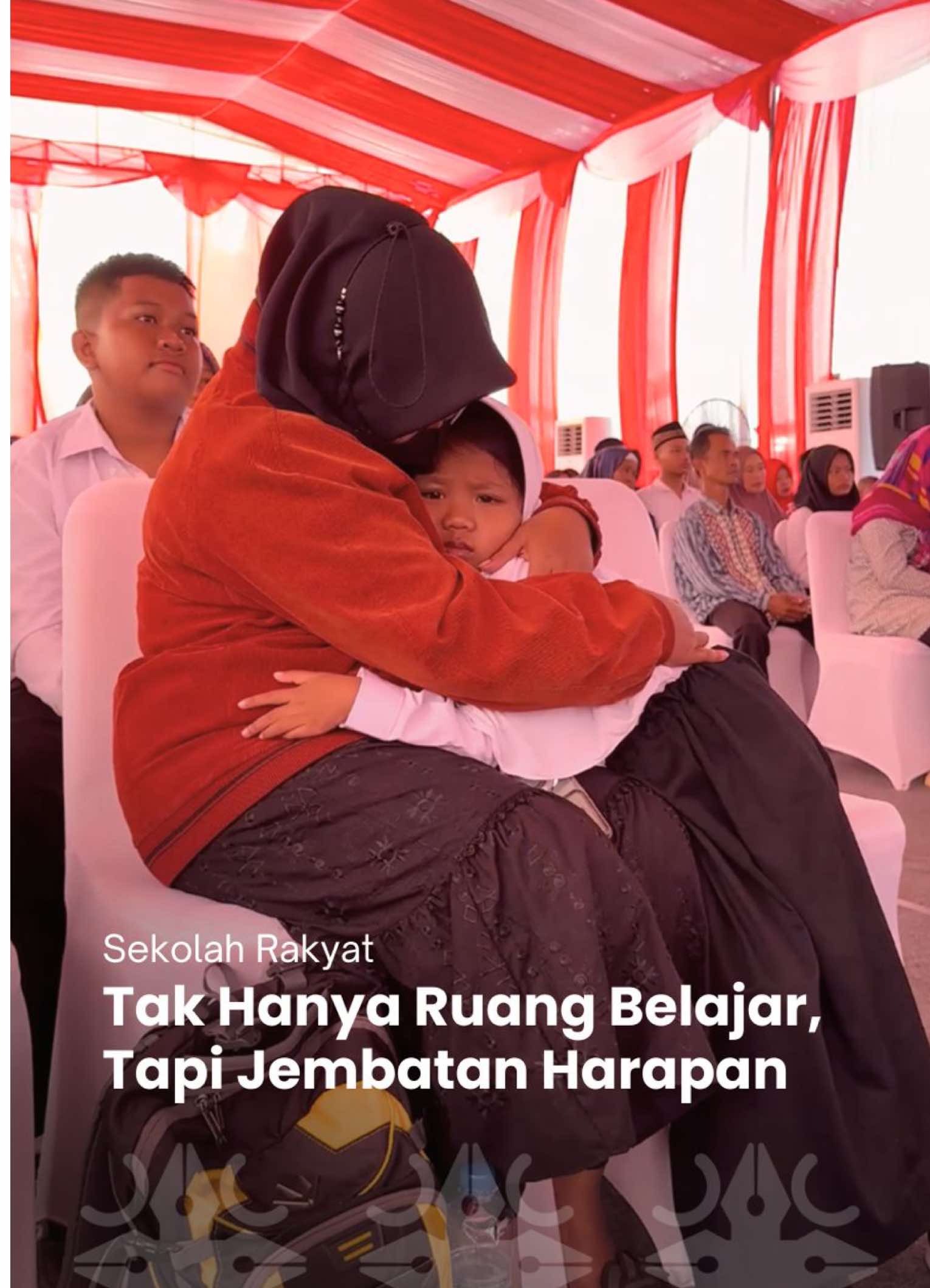 Dulu nyaris kehilangan harapan, kini mereka melangkah menuju masa depan. Sekolah Rakyat Terintegrasi 5 Ponorogo hadir dari jenjang SD hingga SMA, membuka jalan baru bagi anak-anak yang hampir putus sekolah. SRT 5 Ponorogo tak hanya menjadi ruang belajar, tapi juga jembatan harapan yang dilengkapi peternakan dan perkebunan sebagai wahana pembelajaran. Dari Ponorogo, harapan itu tumbuh. Sekolah Rakyat, untuk masa depan yang lebih cerah—untuk kemerdekaan yang semakin nyata.