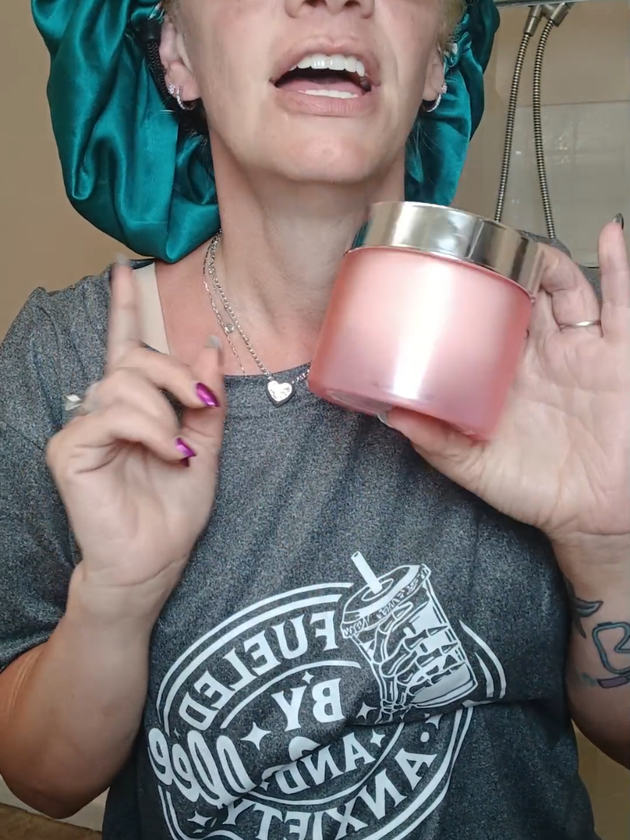Replying to @2135jafrafter using the consult champagne beaute lift firming body creme i started to see great results that i am happy with @Consult Beaute #consultbeaute #firmingcream #saggyskin ##firmingcream 