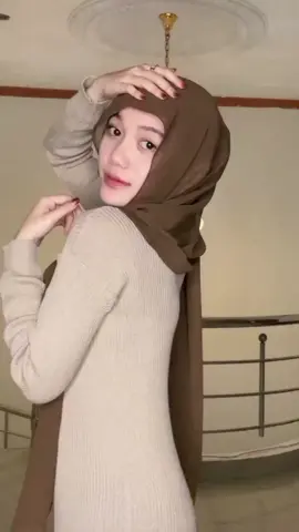 #hijab #viraltiktok #tobrut #hijabhyper #geolgeoltrend 