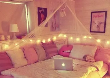 i rlly thought this is what my room would look like😔#niche #targetaudience #nostalgia #2000sthrowback #2010rooms #foryou #tumblraesthetic #aesthetic 