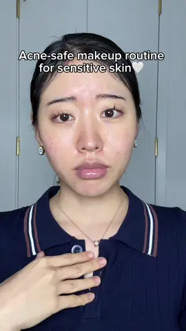 Faking glass skin #korean  @milkmakeup hydro grip primer @Armani beauty luminous silk foundation @glow breathable blemish balm @NARS Cosmetics radiant creamy concealer @makeupbymario sculpting bronzer (light) @Saie dew blush (sweetie) @Peripera ink glasting lip gloss (chilling rosy) @fwee powder suede @Charlotte Tilbury airbrush setting powder 
