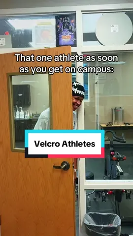 Ohhhhh yeahhh we do 😆 👀 #athletictrainer #attiktok #sports #athlete #velcrostudents @AJ Phillips863 