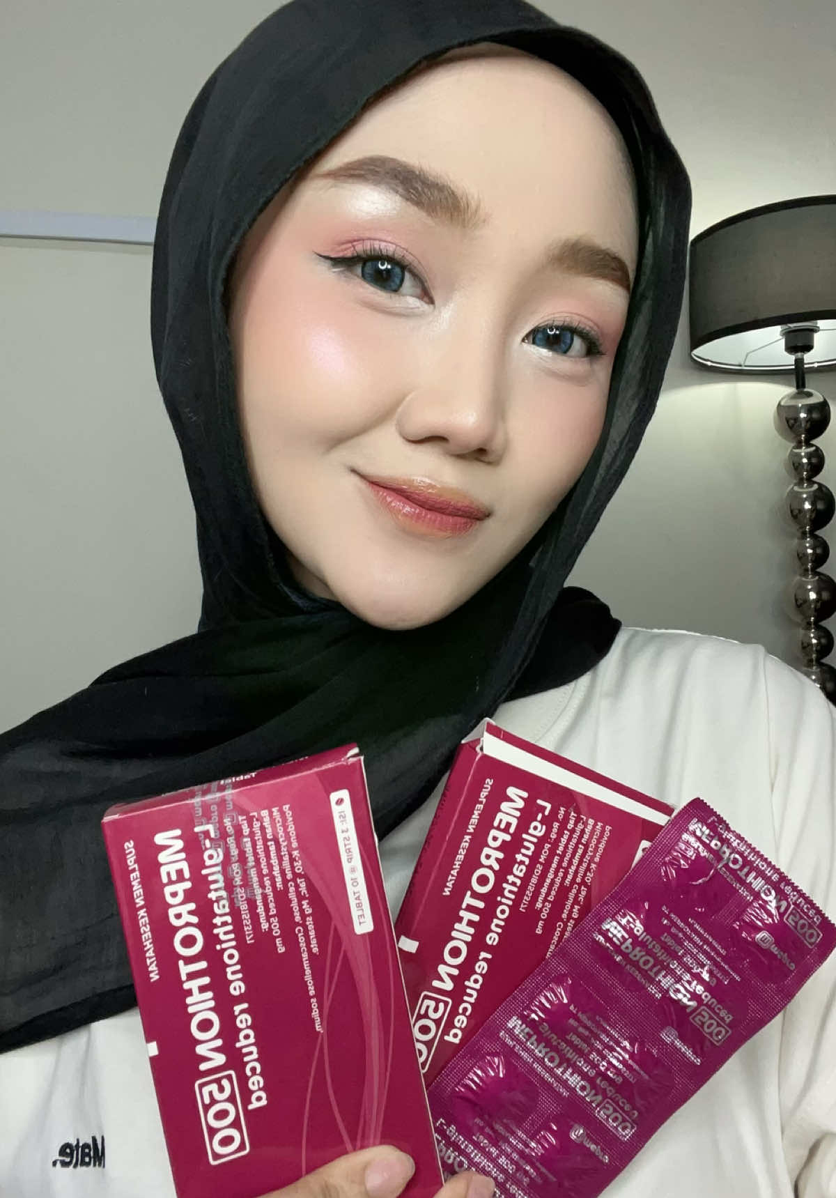 gausah konsumsi aneh2, mending ini #meprothion #glutathione #reviewjujur #pemutihbadan 