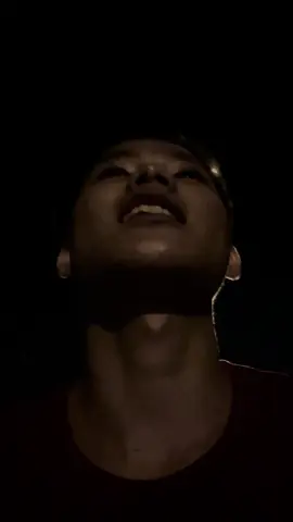 4 từ ( Môn Đăng Hộ Đối ) nó xa xỉ với anh lắm 🥀