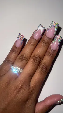 SAY GOOBYE TO YOUR NAIL TECH! I’m in LOVE with these nails #pressonnails #viral #tiktokshop 