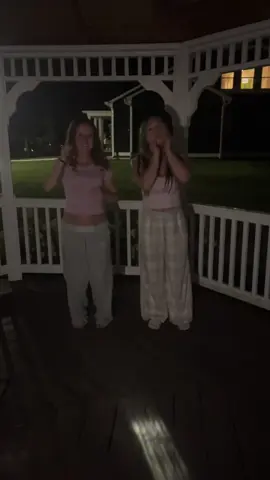 @makaela @Dom :( #aesthetic #nonchalant #uwu #viral #dancetok #kawaii #fyp #like #follow 
