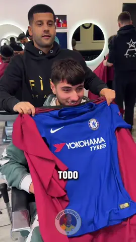 O barbeiro muçulmano mais famoso do mundo do futebol! #Futebol #Barbearia 