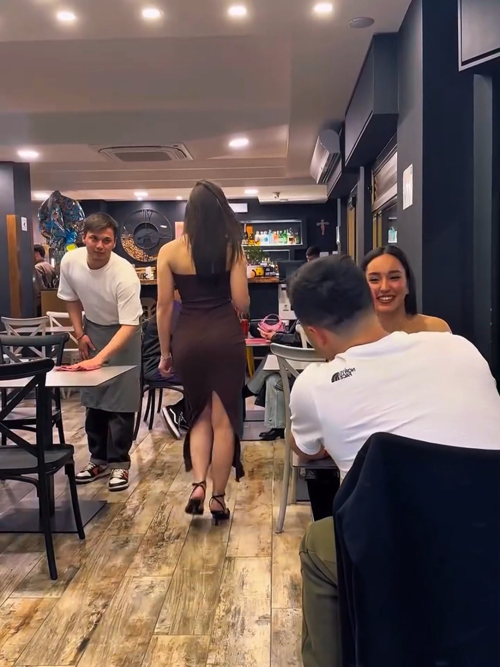 #scarepranks #funnyvideos #snakeprank #funnyprankvideos #funnyprank #fun #funnypranks #prankvideo #pranksvideos #scareprank 