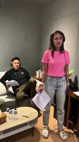 Buat saya penghayatan paling susah adalah kalau disuruh Dubbing. Kecuali kalau Pemainnya tetap mau Konsisten bagus bisa jadi lebih bagus daripada aslinya. (Ungkap Baimwong).. #reel #viral #trending #film #sukma #baimwong #lunamaya #CapCut 