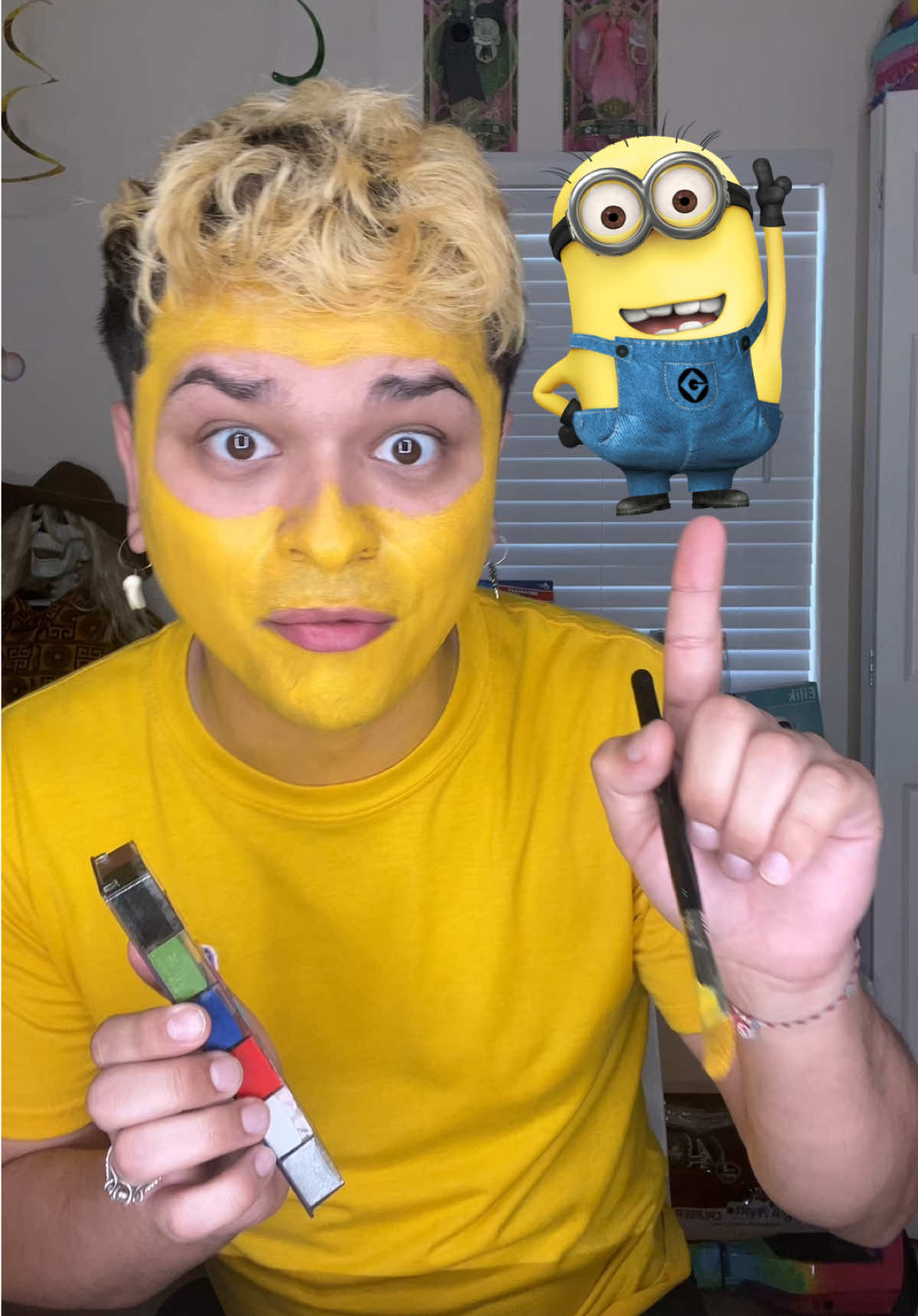turning myself into a Minion! 🤓  I hope my little nephew liked it 🤣  how did my makeup come out?  (Rate it 1-10)  WHERE ARE THE OG MINION FANS AT THO??  #minions #makeup #cosplay #minionschallenge 