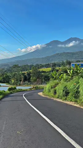 Titik nol trawas via gudang garam seindah ini #fypシ゚ #masukberanda #xyzbca #viral #trending #traveling #nature #goodvibes #pesonaindonesia #mojokerto 
