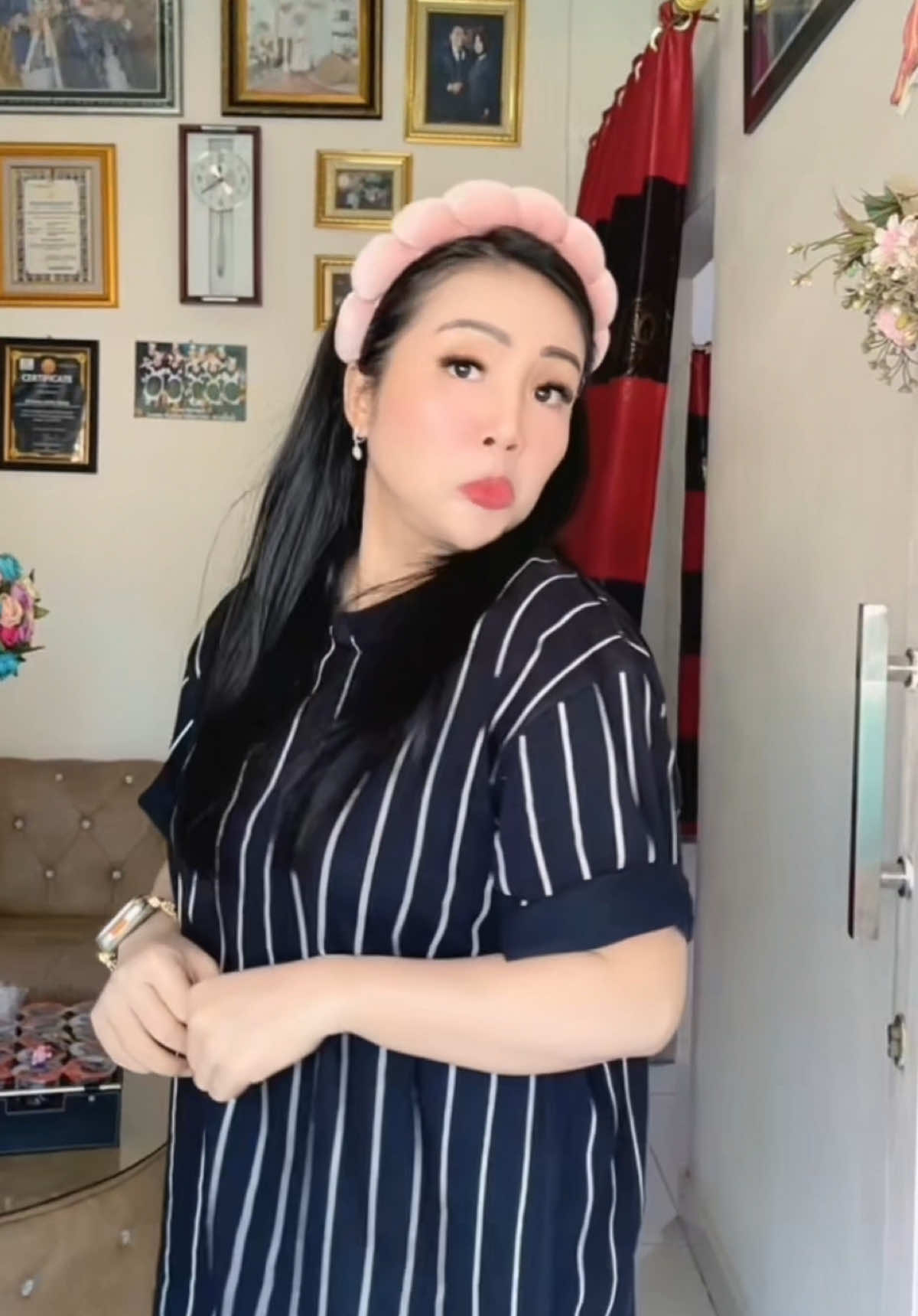 Preeeeet 🤣🤣🤣 #funnycomedy #jelajahindonesia #jangkauanluas #fypreels #reels #fypviral #viralpost #reelspage #trending #trendingnews #fypage #lucu #komedi #fyp #tiktok #hiburantiktok #fbpro #konten #parodi #ngakak #tiktokviral #tiktokkreatif #tiktokfyp  #cachanatasya 