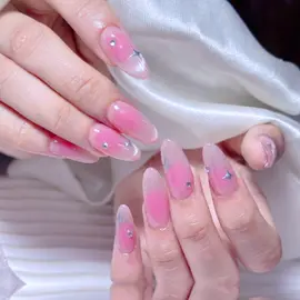 Bộ môn này có khiến bạn mờ ê hông … #xuhuongtiktok #nailxinhmoingay #naildesigns #nailtaydep #trendingtiktok #dapdelgom #ombrenails 