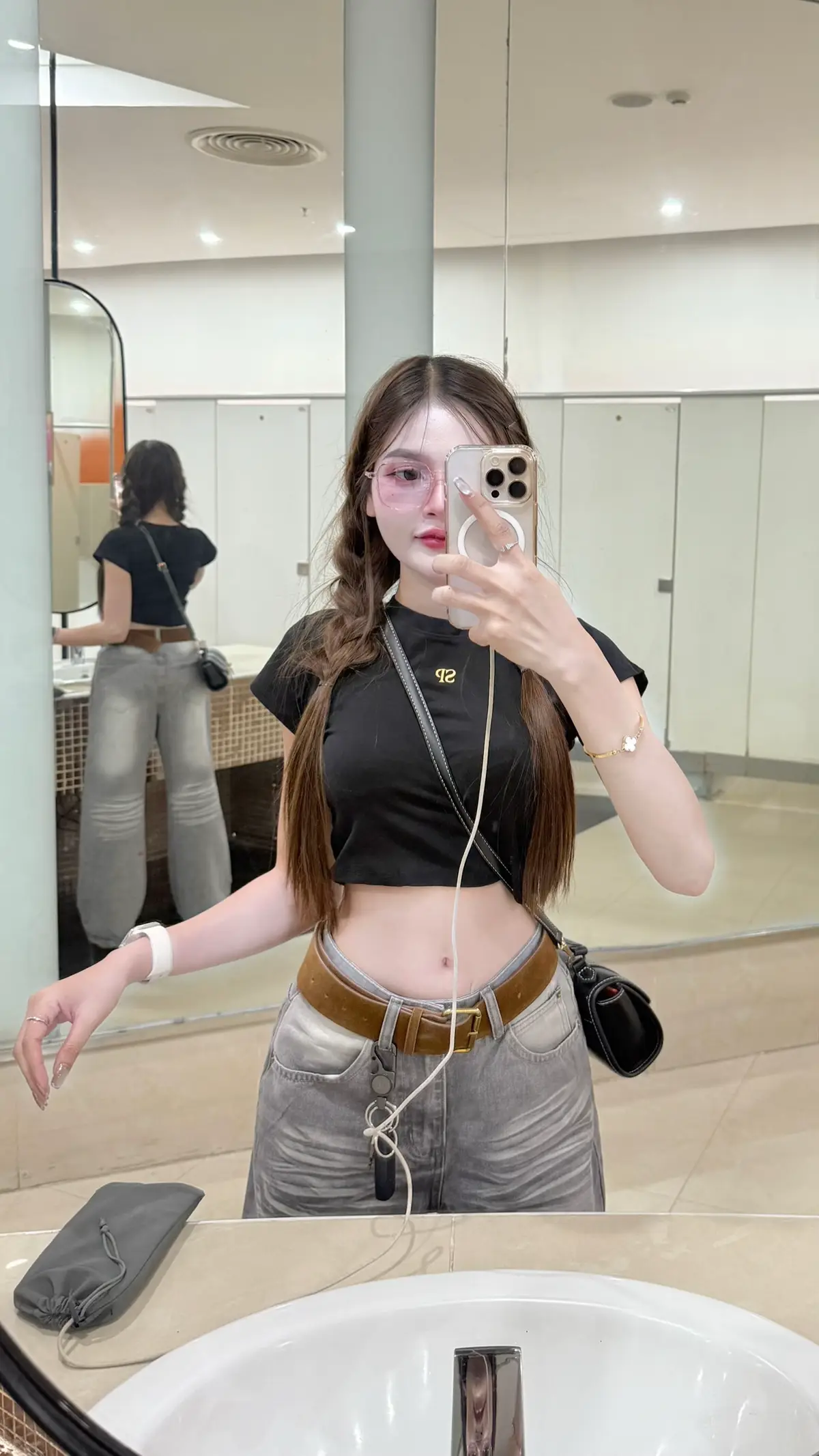 ที่รักอ้ายฮักเจ้าเด้อหล่า 