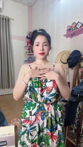 Có người để cho mình tựa vào thì tốt, mà không thì tự mình dựa vào chính mình thôi…#halyna #thoitrang #thoitrangnu #dammaxi #tiktok 