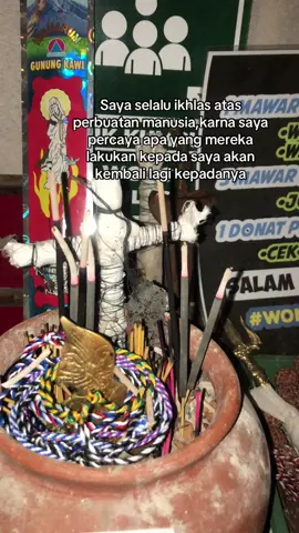 Yen ora mati wonge yo mati sandang pangane,,kesulitan hidupmu kamu semdiri yang memulai