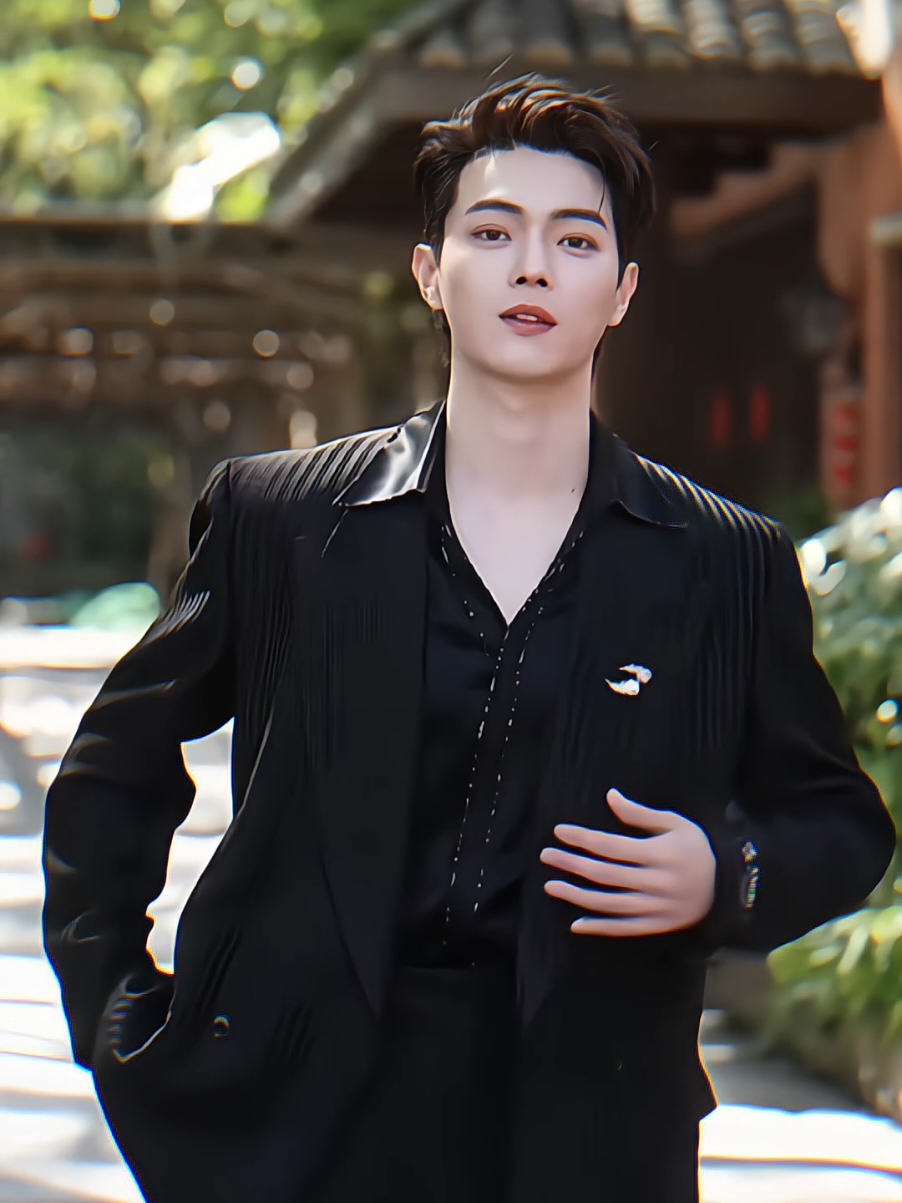 Xuxu.. #许凯#XuKai#สวีข่าย#シュー・カイ#許凱#허개#许凯soso#シューカイ#xukai许凯#XuKai#chinaactors🇨🇳#actorchina🇨🇳#dramachina#fypchina🇨🇳 