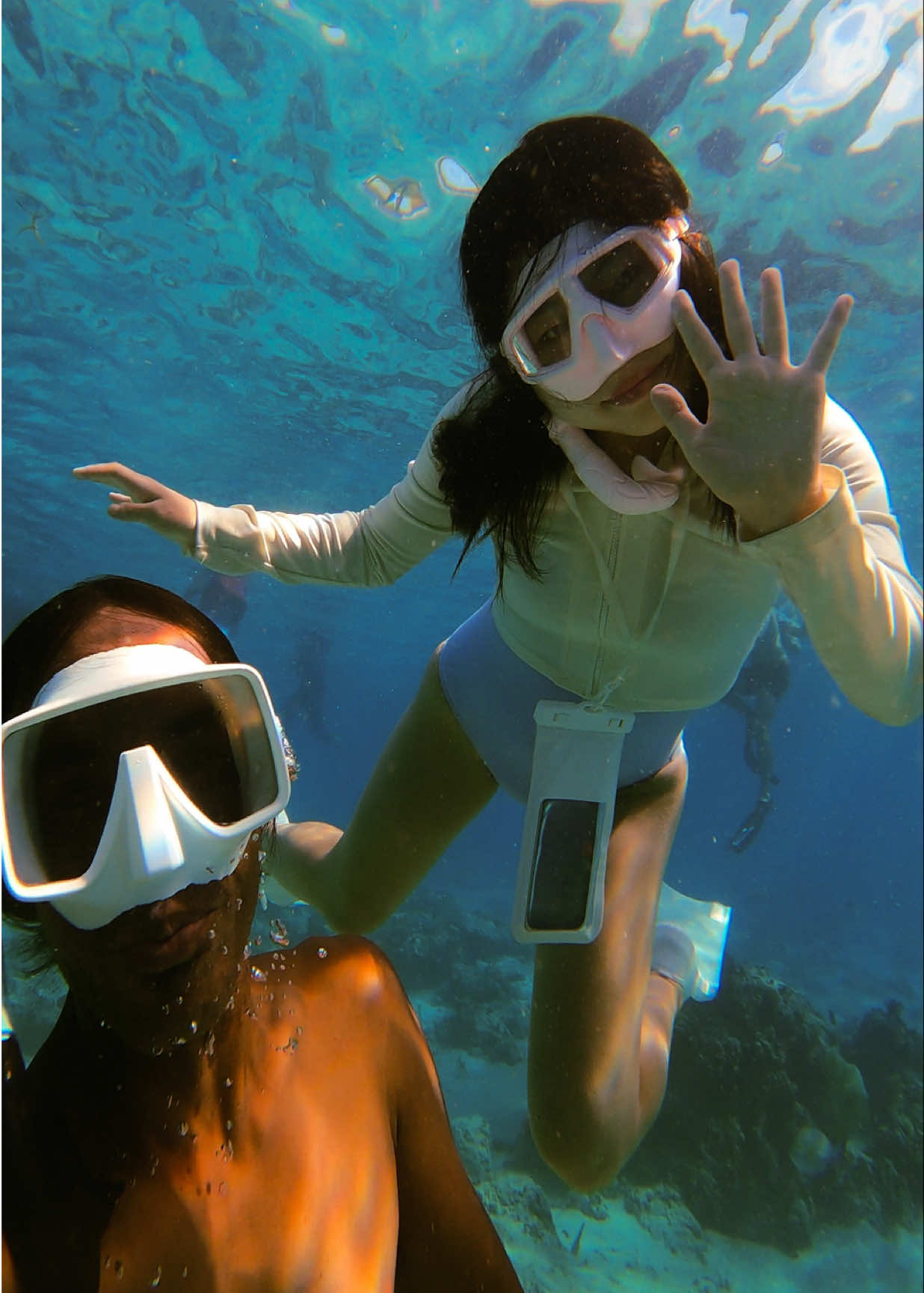 Kalau kamu booking snorkeling privat, guide kami akan selalu siap bantu kamu buat turun ke dalam air dan ambil video underwater yang keren🤩🫶🏼 Nggak perlu khawatir, tinggal enjoy aja! #snorkel #snorkelingtrip #snorkeling #snorkelinglife #gili #gilitrawangan #gilimeno #giliair #giliairlombok #gilitrip #tripgili #jalanjalan #jalanjalantraveling #lombok #lomboktiktok #lombokviral #f #fy #fyp 