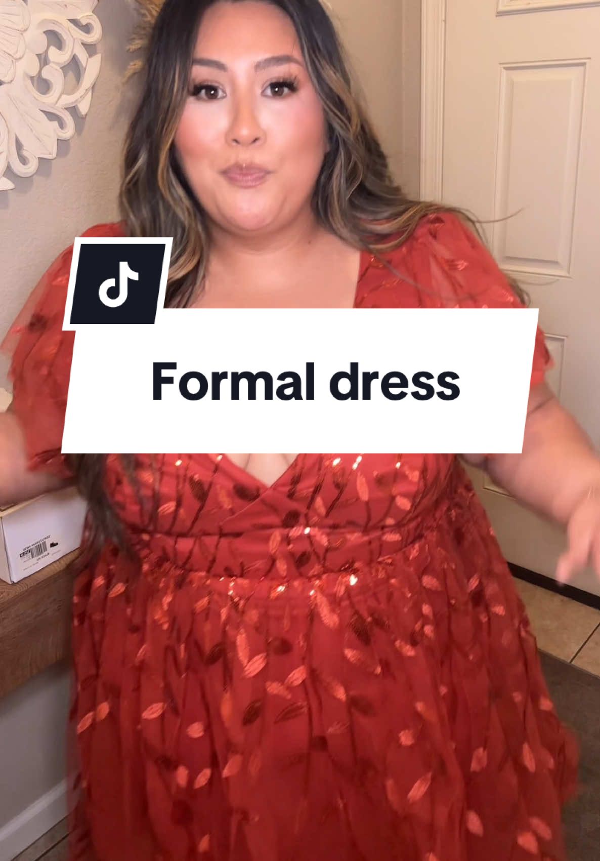 And it hide my apron belly!! LOVE LOVE LOVE this dress!! Comes in tons of colors. This one linked below #everpretty #formaldress #weddingseason #specialoccasiondress 