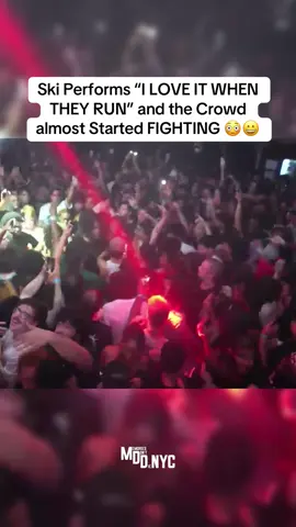 It was getting crazzyyy ##skimasktheslumpgod #xxxtentacion #rap 