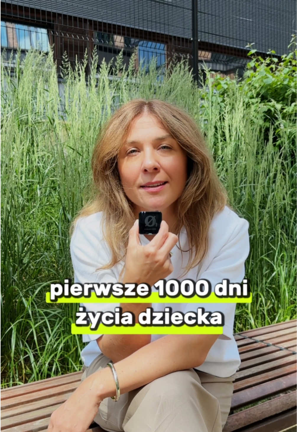 Rolą składników zawartych w Bazie na co dzień dla dzieci od nikalab jest uzupełnianie diety o typowe luki żywieniowe, z pominięciem tych witamin i minerałów, które występują obficie w dziecięcych posiłkach. W Bazie na co dzień dla dzieci znajdziesz: organiczny błonnik z tapioki, kwasy Omega-3 (DHA + EPA) z alg, witaminy: D3 z alg + K2, B12, B4 (cholina), E, C oraz jod. Zdrowe nawyki Twojego dziecka w przyszłości, zaczynają się od Twoich wyborów teraz. Wybieraj mądrze. Więcej informacji - w tym badania i oświadczenia zdrowotne - znajdziesz na www.nikalab.pl.