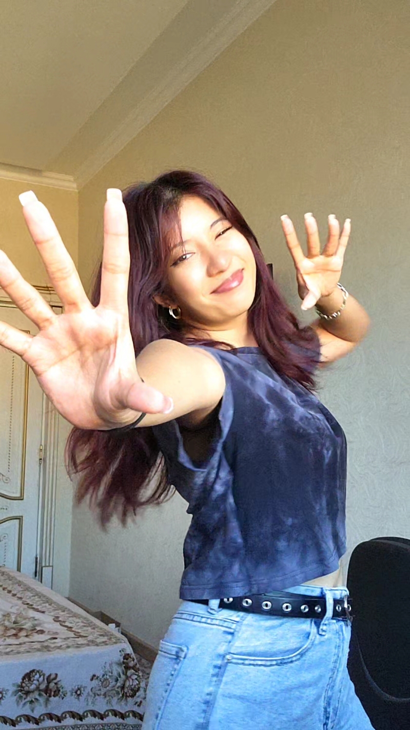 Following the trends #trend #fyp #dancing #trending #dance #china #chinesetiktok #chinesetrend 