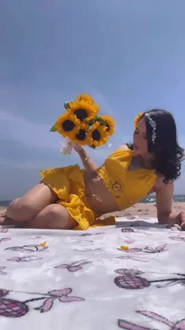 Your sign to do a flower theme for your b day #fypシ #birthday #sunflowers #sunflowers #explorepage✨ #explore #fypage #foryourpage #explorepage #fypシ #foryourpage #explorepage✨ #✨✨ #explorepage #fypシ゚viral #explorepage #explorepage✨ #fypage #foryourpage #foru #fyp #godscreation #godloves #explore 