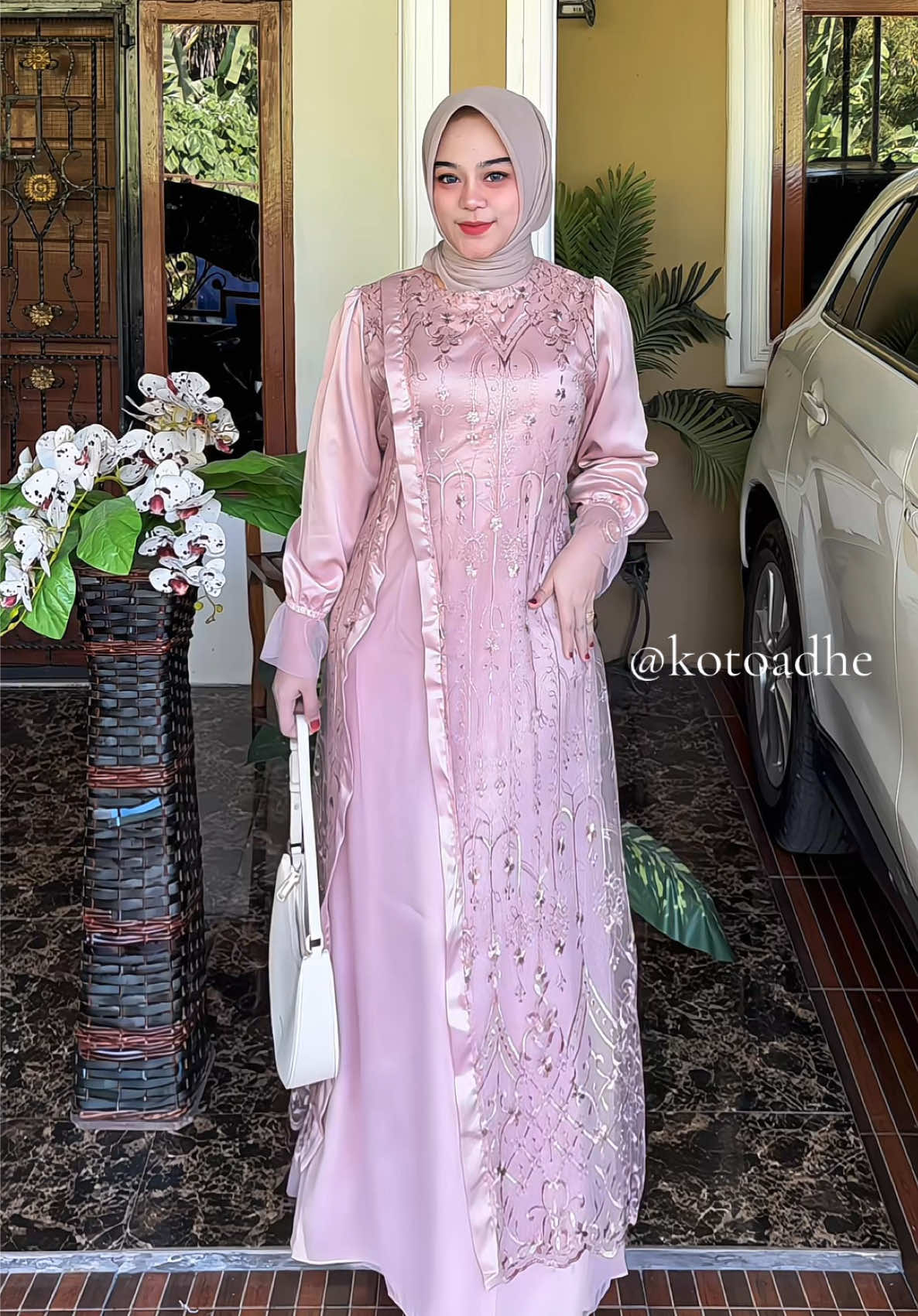 Rekomendasi dress kondangan brukat mix tile #dress #dres #dresskondangan #drespesta #dressbrukat #gamis #gamiskondangan #gamisbrukat #gamislebaran #dresslebaran 