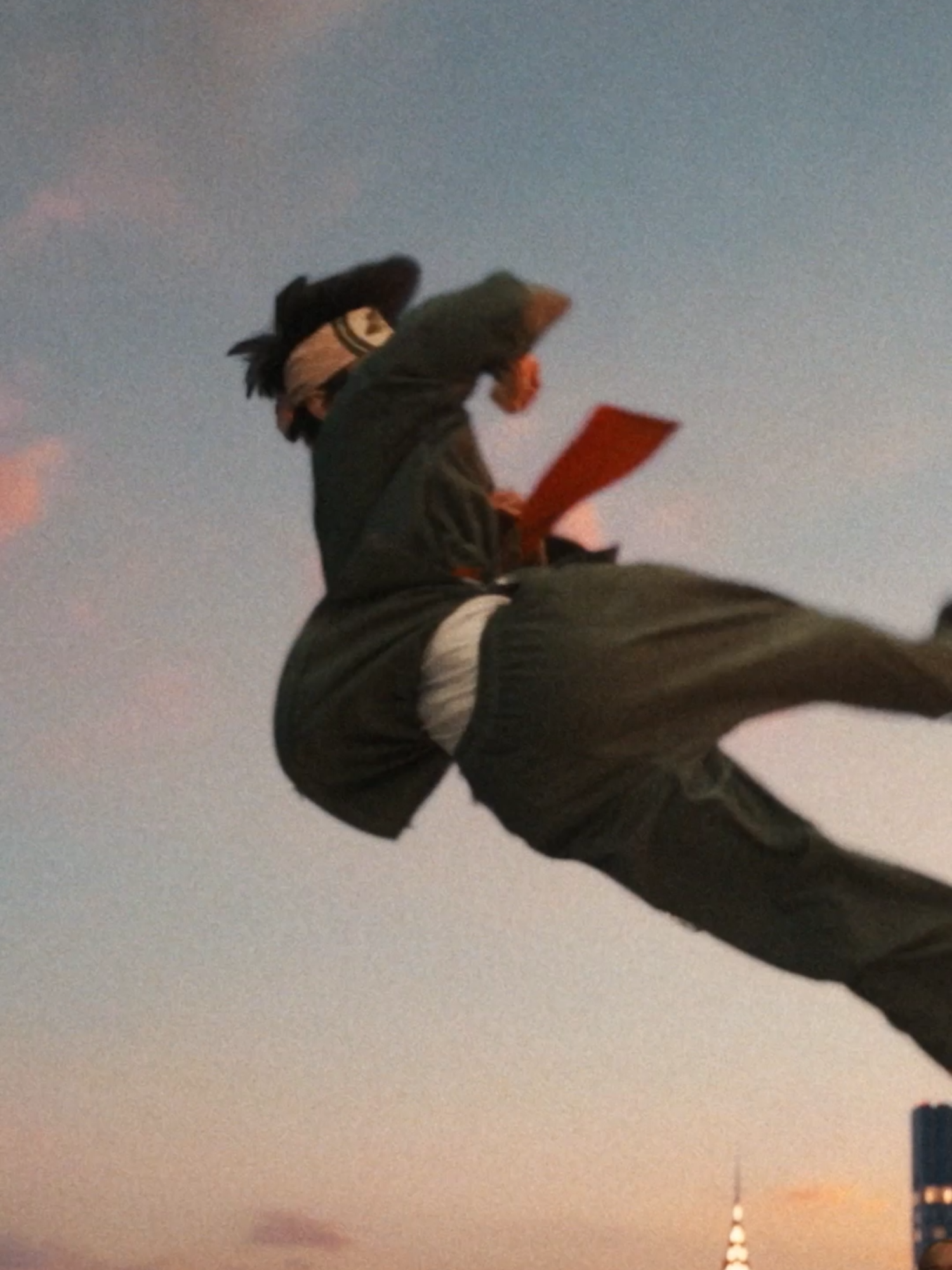 Entraîne-toi comme une légende !  Découvrez Jackie Chan, Ralph Macchio et Ben Wang dans Karate Kid : Legends, le 13 août au cinéma. #KarateKidLeFilm