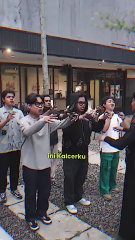 kece begini masa ga tau arah hidup #jhonpaulpatton #kelompokpenerbangroket #ali #grunge #compas #foryou 
