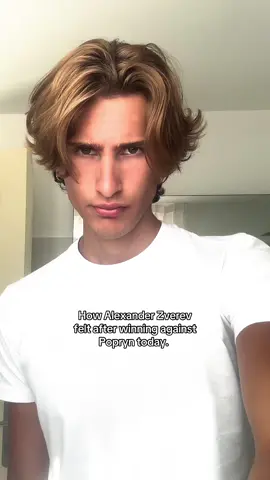 Guys I know his name is Propyrin. Noticed it to late😭 #foryour #tennis #atptour #zverev 