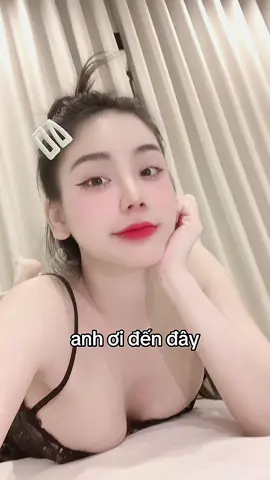 hay là anh dọn đồ đến sống cùng em đi