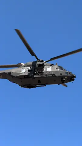 Elicotteri dell’esercito Italiano  • • • 🎥 Luca Talani 🚁 1.Nh90 + 2.Mangusta  • • • #helicopter #esercitoitaliano 