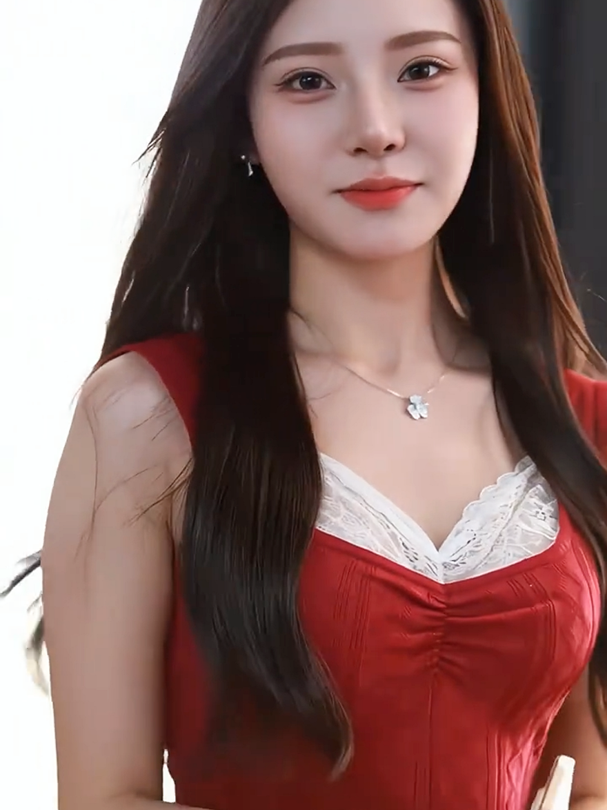 Tuyển tập gái xinh đường phố#fashion #street #beauty #girls #outfit #OOTD #thoitrangnu #phoidoxinh #nhachaymoingay❤️ #aniass #creatorsearchinsights 