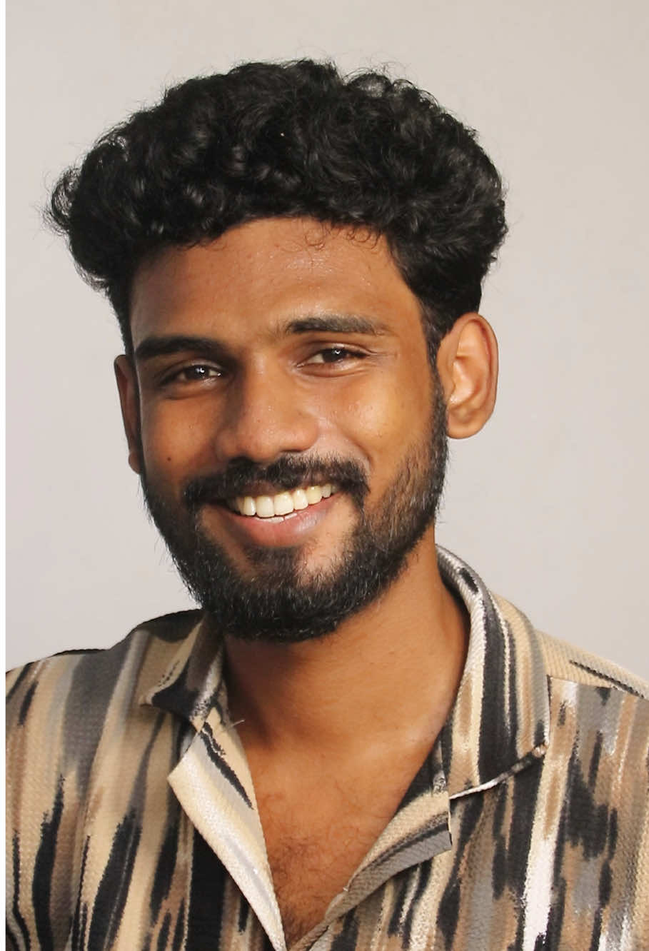 කාව හරි Mention කරන්න. ඇවිල්ල බලල යයි නේ 🤭 #foryou #viral #coversong #trending #VoiceEffects  
