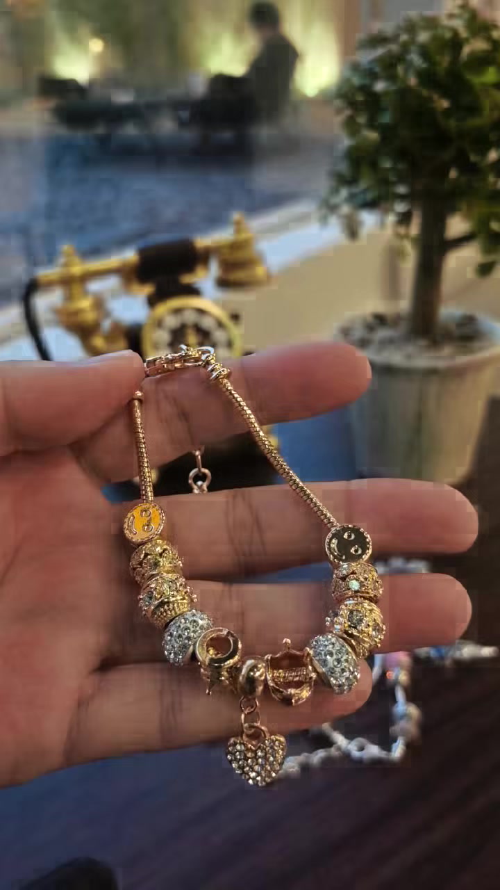 Golden Bracelet Good looking Gifts Relaxtion Dating For men Ladies girls Holiday Gifts bracelets #charmbracelets #goldbracelet #diamondbracelet #banglebracelets #luxurybracelet #goldbracelets #cutebracelets #goldpandorabracelet #goldanklets #girlfriendbracelets