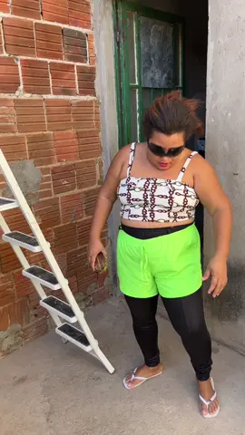 E memeee🤣🤣😎  #seguioprumo #cabelolindodapiula #meulukcharmoso #resenha #tathydaresenha #projetogostosuraa 