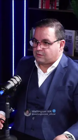 💥 Com apenas R$46 por dia, você constrói R$500 MIL em consórcio. Não é milagre. É educação financeira aplicada com estratégia. Enquanto muitos gastam esse valor em delivery ou besteira, outros estão alavancando patrimônio sem se descapitalizar. 💡 O problema nunca foi falta de dinheiro. Foi falta de visão. Quem aprende a investir com inteligência, transforma troco em patrimônio.